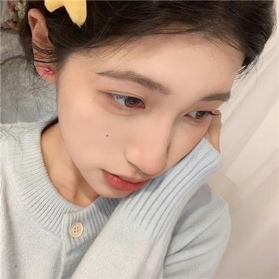 他是谁